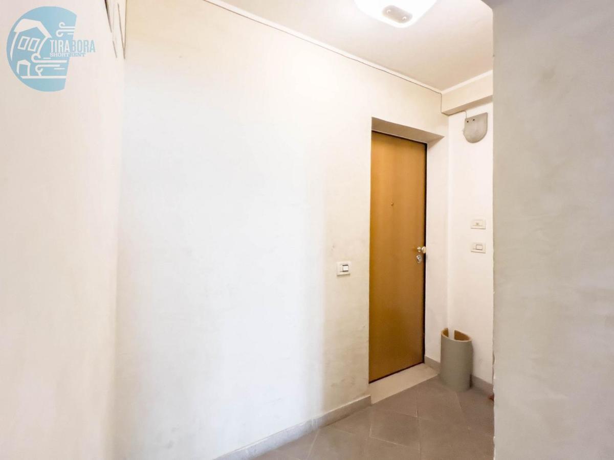 Punta Del Forno Tirabora Short Rent *