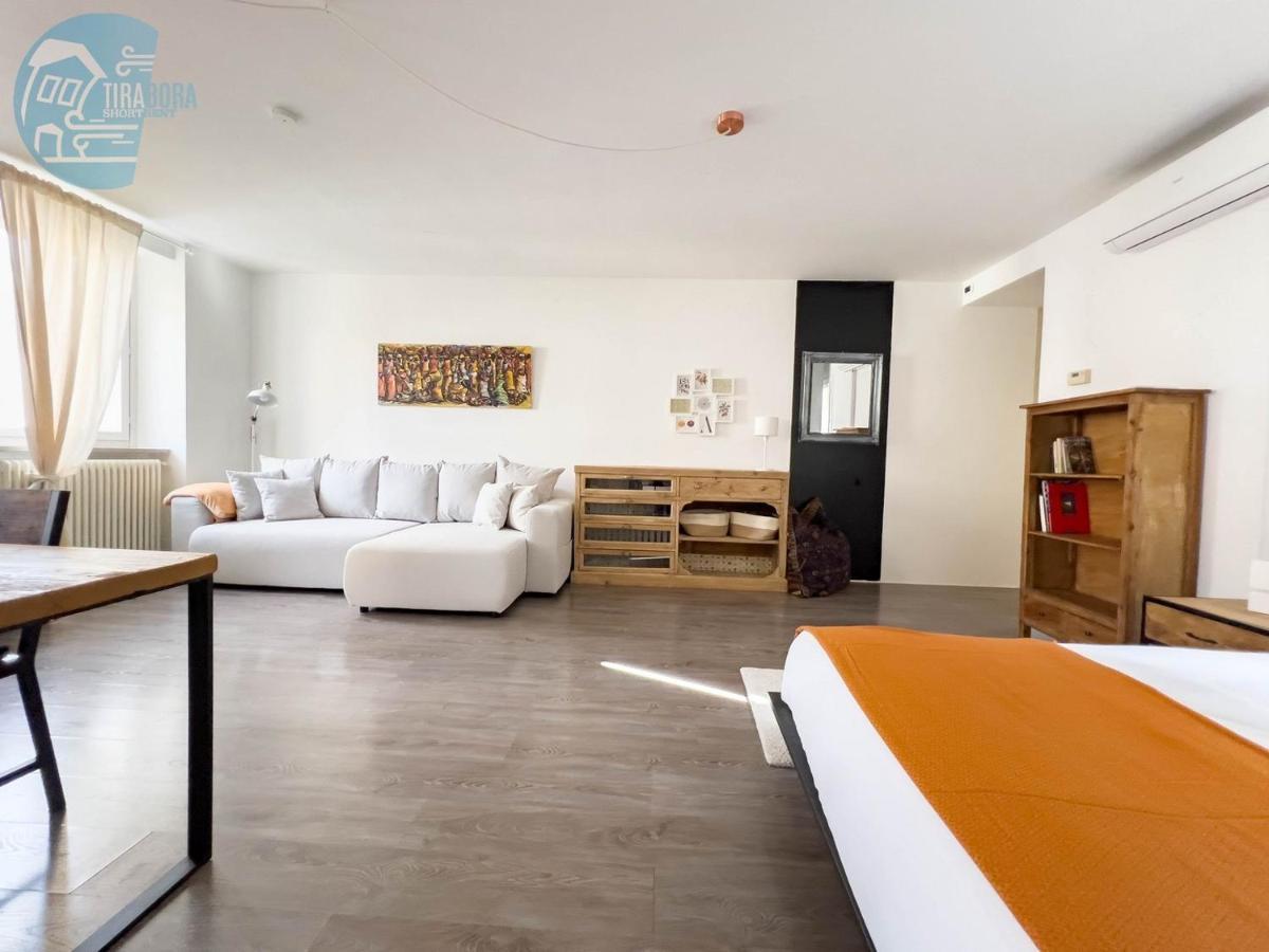 Punta Del Forno Tirabora Short Rent Trieste